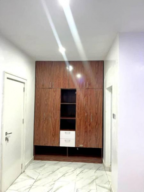 5&6 Apartment